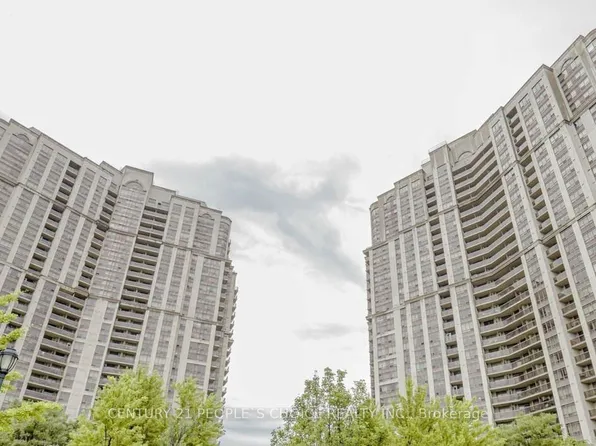 710 Humberwood Blvd #207, Toronto, ON M9W 7J5