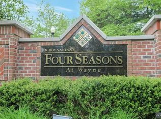 207 Four Seasons Dr #207, Wayne, NJ 07470