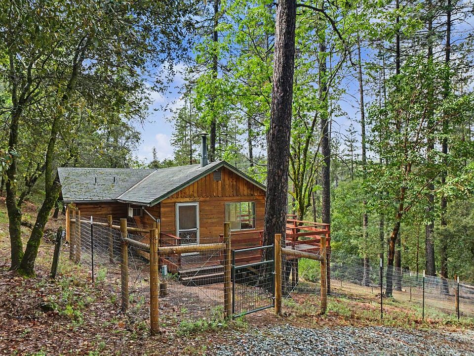 1st image of 21376 Aqueduct Cir