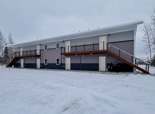 551 Snowman Ln, North Pole, AK 99705