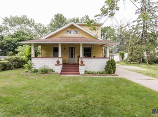 8265 Monroe Rd, Lambertville, MI 48144