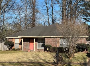 5725 Valley Brook Ln, Montgomery, AL 36117