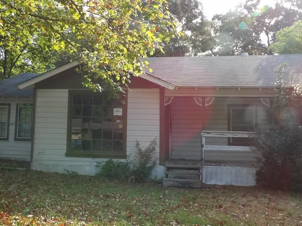 334 Redbud Ave, Hallsville, TX 75650