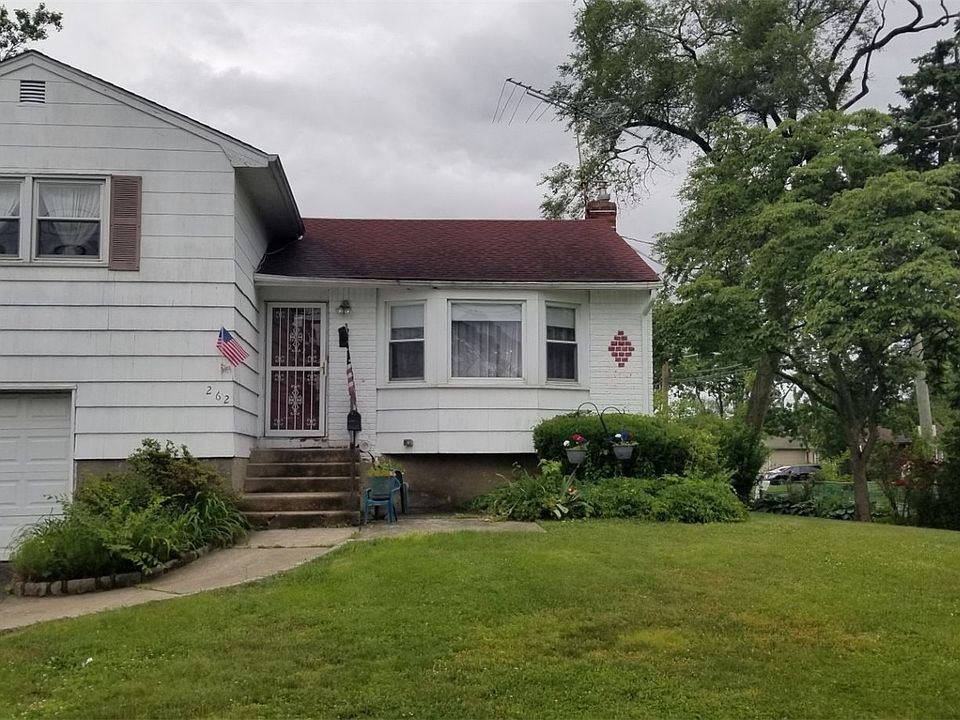 262 Grand Boulevard, Deer Park, NY 11729 Zillow