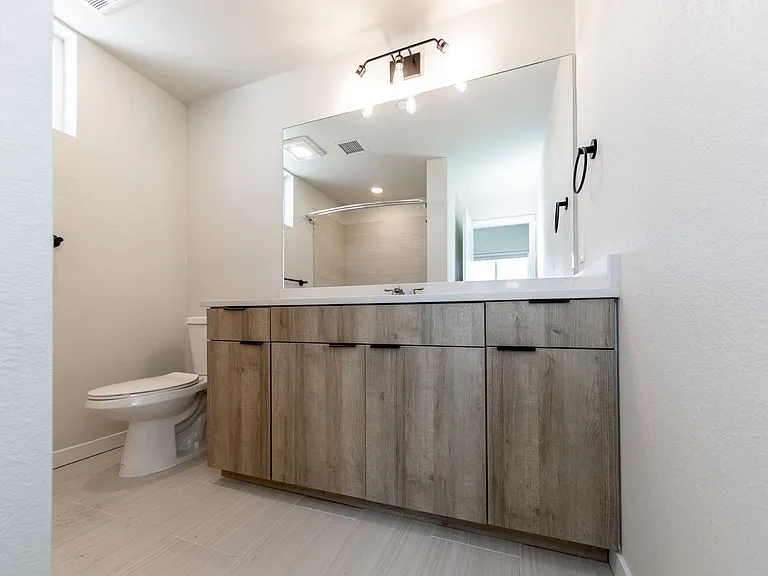 810 S Weber St — Photo 54