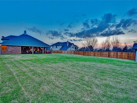 4th image of 2640 Mirage Ln
