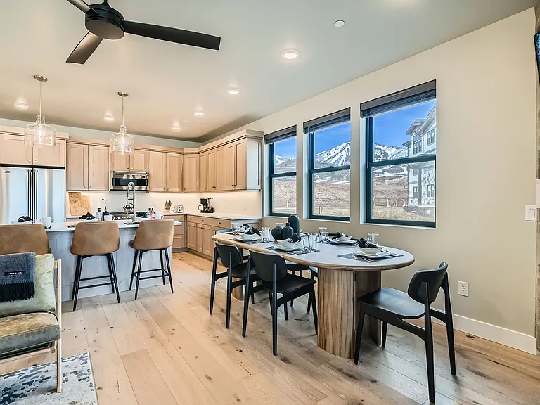 1169 W Helling Cir #101 — Photo 6