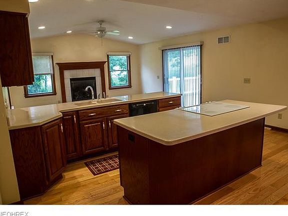 4th image of 14034 N Highview Dr