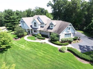 4093 Northpointe Dr, Brighton, MI 48114