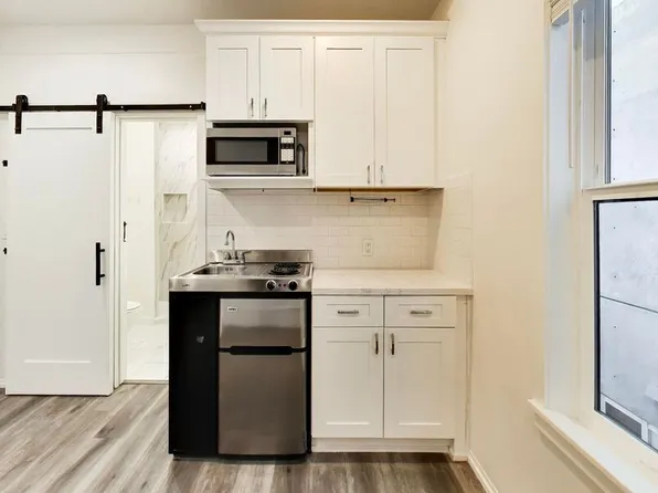 628 Waverly St #4, Palo Alto, CA 94301