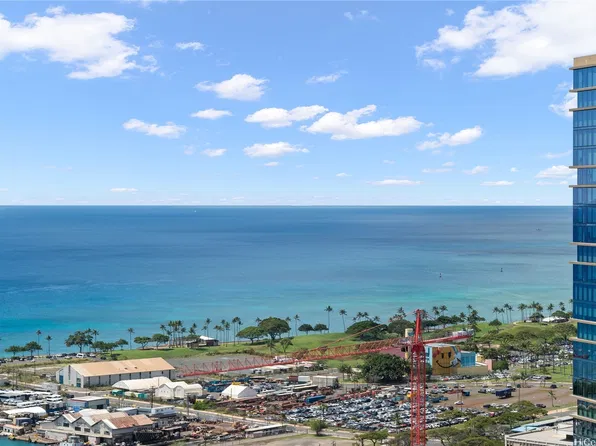 987 Queen St #3613, Honolulu, HI 96814