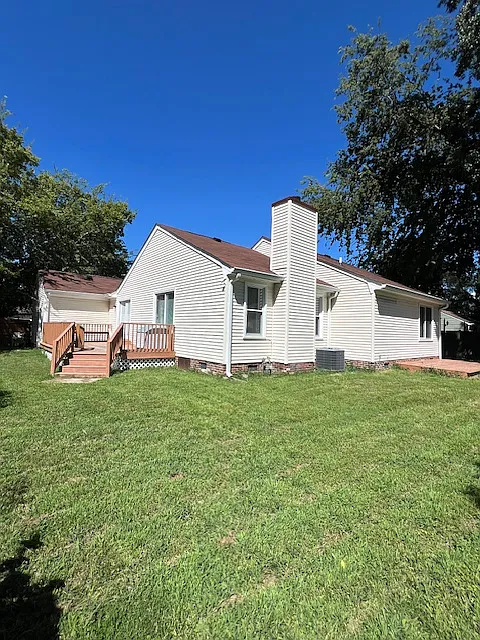 4 bed, 1465 sqft, $2,500 — Photo 2