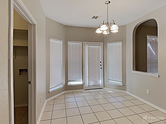 4th image of 12134 Karnes Way