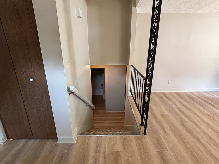159 Tompkins Dr — Photo 7