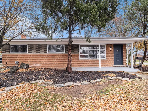 27112 Merideth Dr, Warren, MI 48092