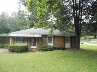 5085 Butterfield Dr, Winston Salem, NC 27105