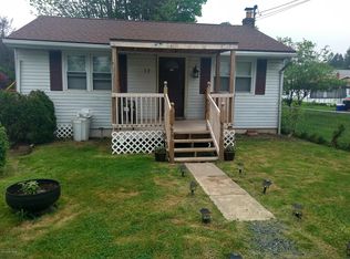 17 E Market St, Sheppton, PA 18248