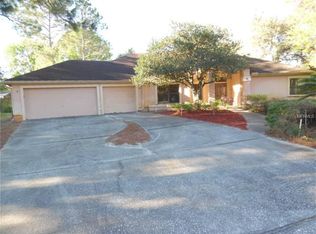 10140 Highcrest Ln, New Port Richey, FL 34654