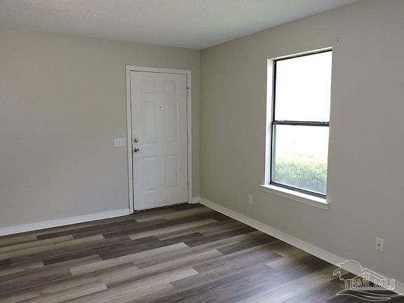3rd image of 5521 Woodsman Ct