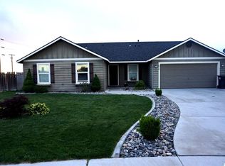 6715 Mission Ridge Dr, Pasco, WA 99301