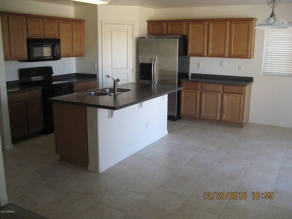 4th image of 30924 N Zircon Dr