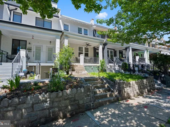 1230 Oates St NE, Washington, DC 20002
