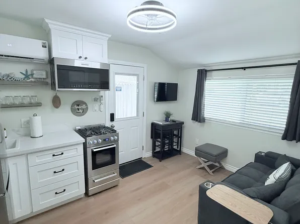 (undisclosed Address), Simi Valley, CA 93063