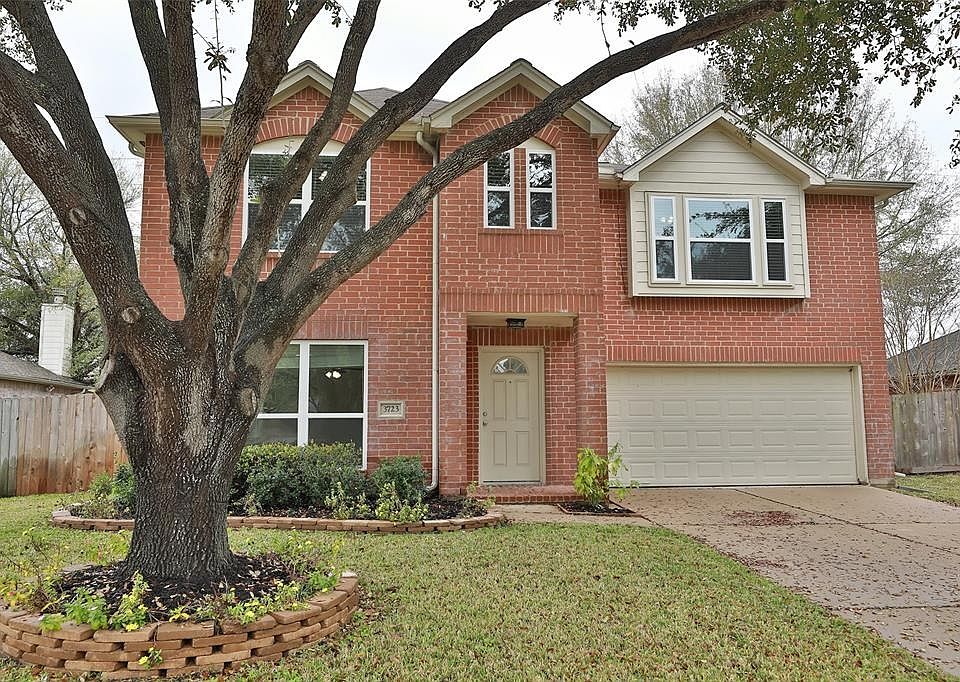 1st image of 3723 Bristleleaf Dr