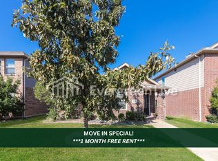 604 Big Horn Rd, Crossroads, TX 76227