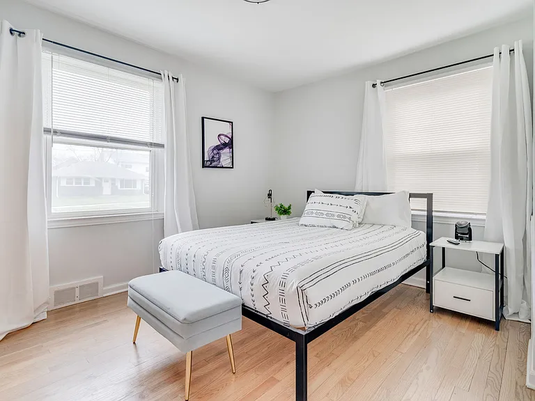 Bedroom #1