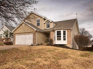 1707 Coachway Ln, Hazelwood, MO 63042