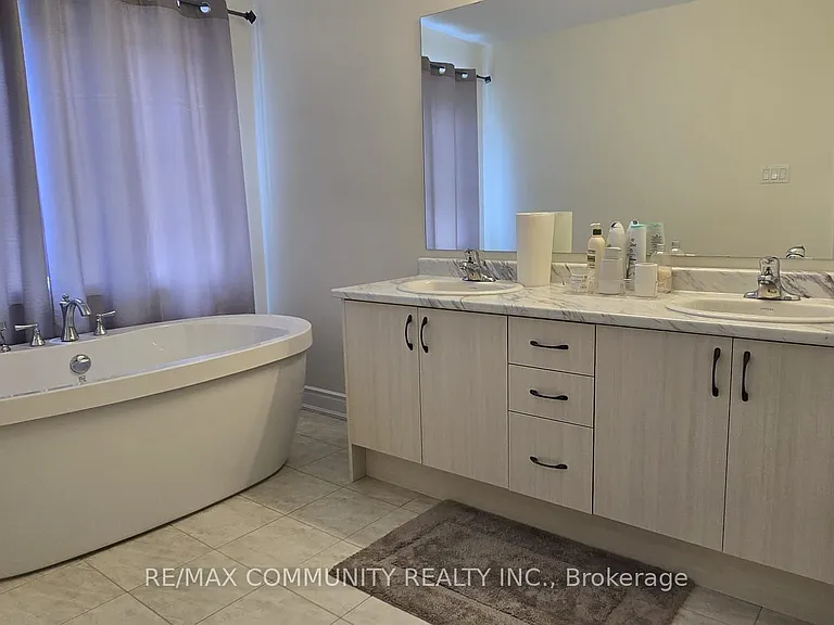 15 Hancock Cres — Photo 19