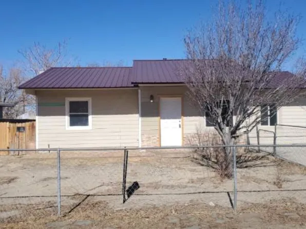 121 Hermansen St, Hawthorne, NV 89415