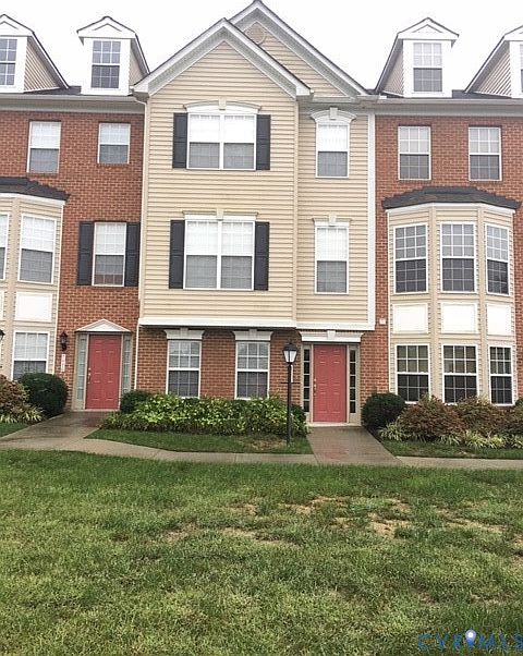 1st image of 7474 Pebble Lake Dr
