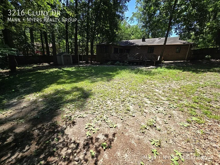 3216 Cluny Dr — Photo 41