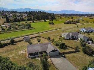 21 Kula Ln, Sequim, WA 98382