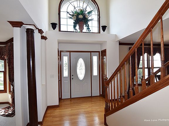 3rd image of 13227 Brooklands Ln