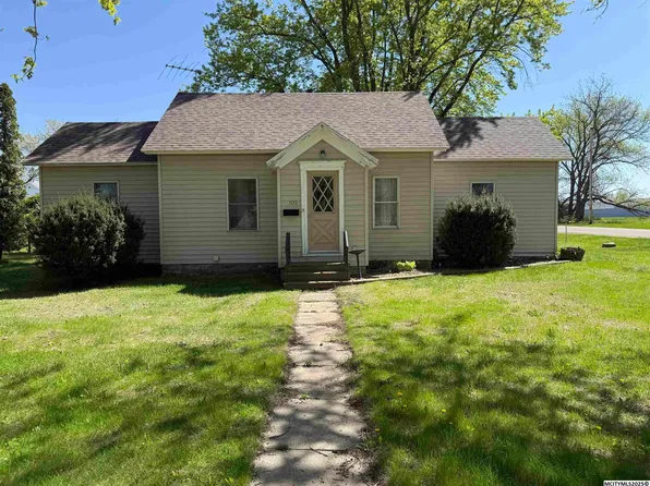 105 E Harris St, Manly, IA 50456
