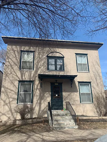 847 Summer St NE Photo 1