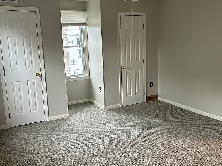 1607 Main St #A — Photo 11