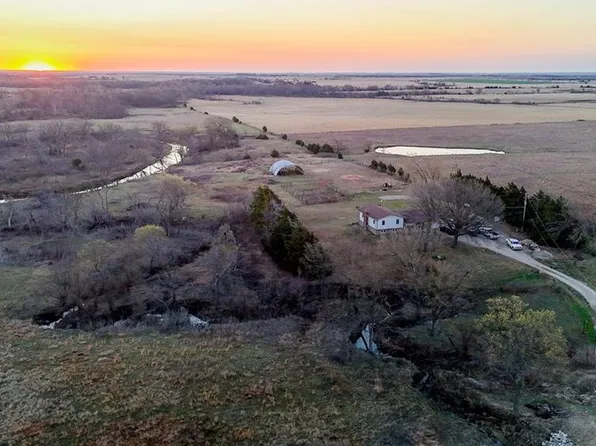 629 Us Highway 75, Yates Center, KS 66783