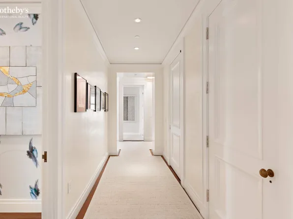 2 Park Place image 15 of 22