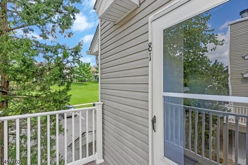 1 bed, 1.0 bath, $2,800 — Photo 3