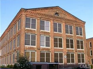 325 Lafayette St UNIT 8107, Bridgeport, CT 06604