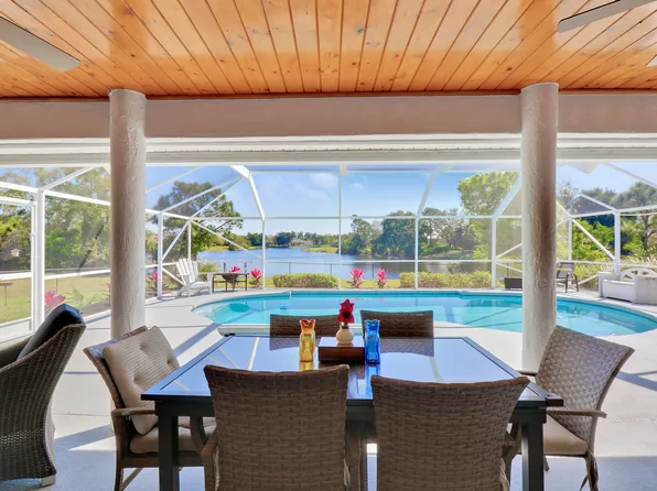 550 SE Ashley Oaks Way, Stuart, FL 34997