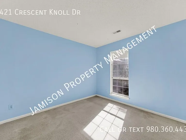 3421 Crescent Knoll Dr — Photo 21
