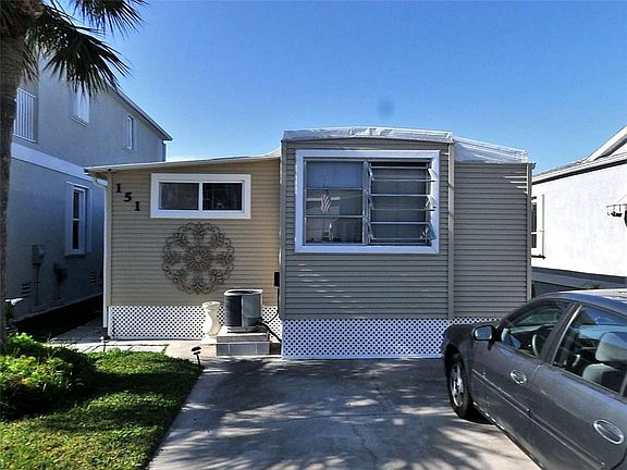 5th image of 151 Nettles Blvd