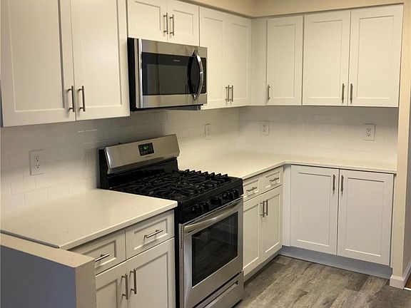 2nd image of 10 Florence Ave APT 30C