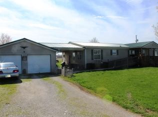 3828 S Concord Rd, Lexington, IN 47138