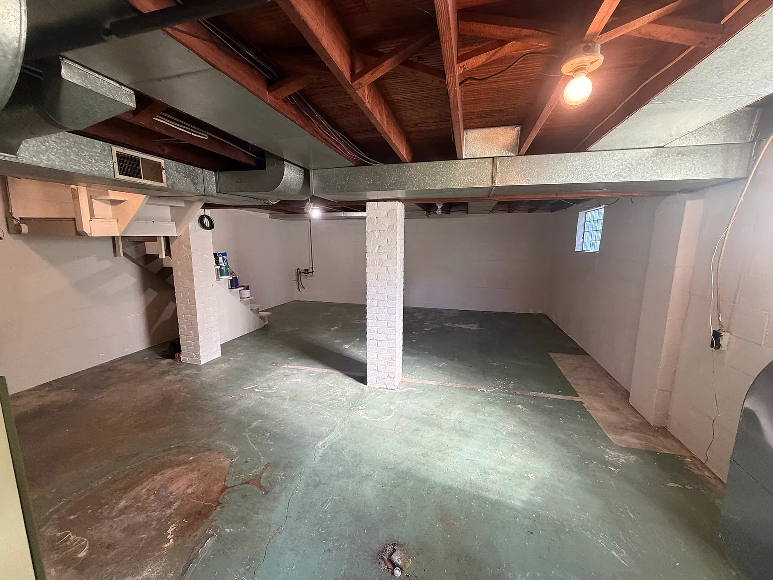 3 bed, 1100 sqft, $1,800 — Photo 4